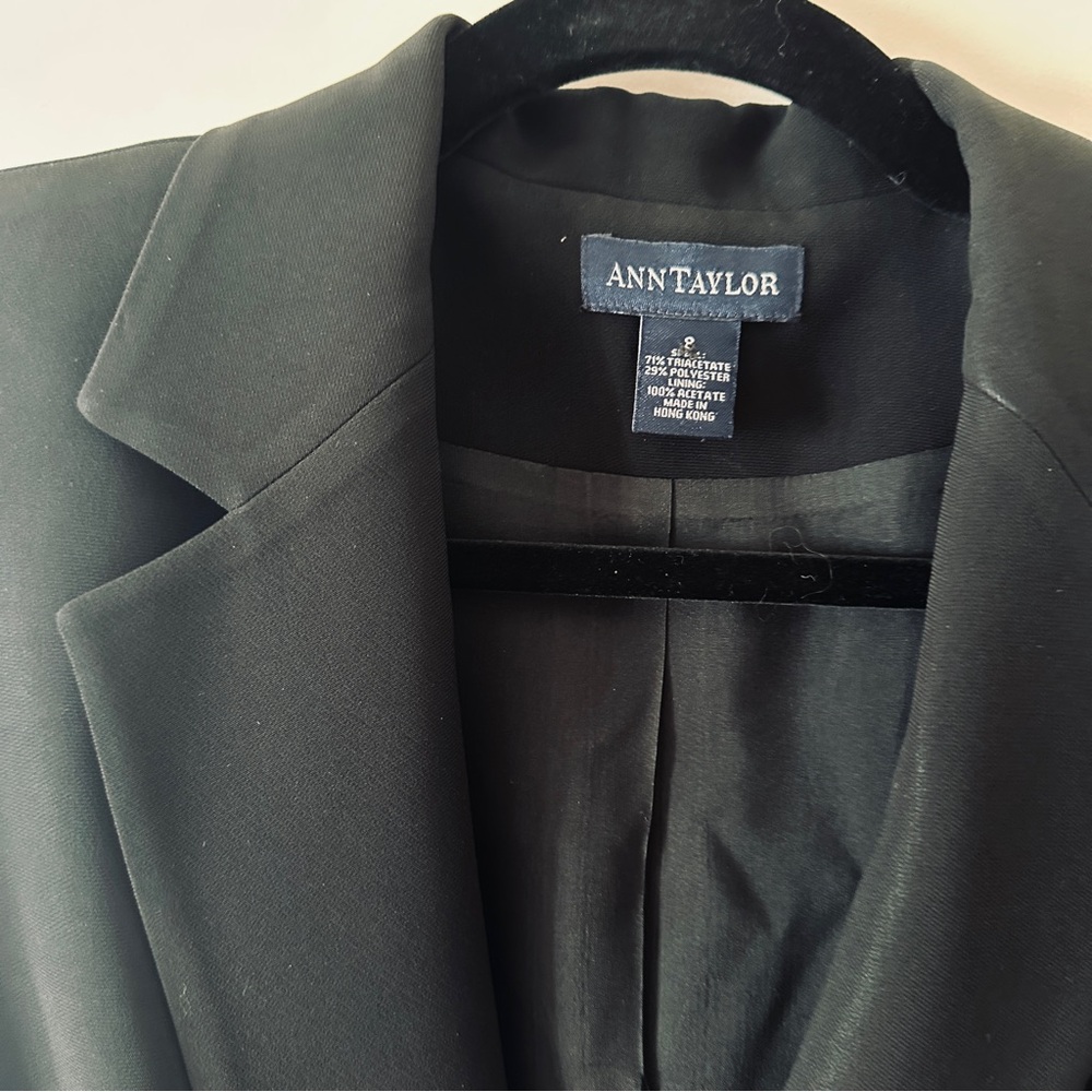 Ann Taylor Blazer, Size 8, Black - Picture 8 of 15